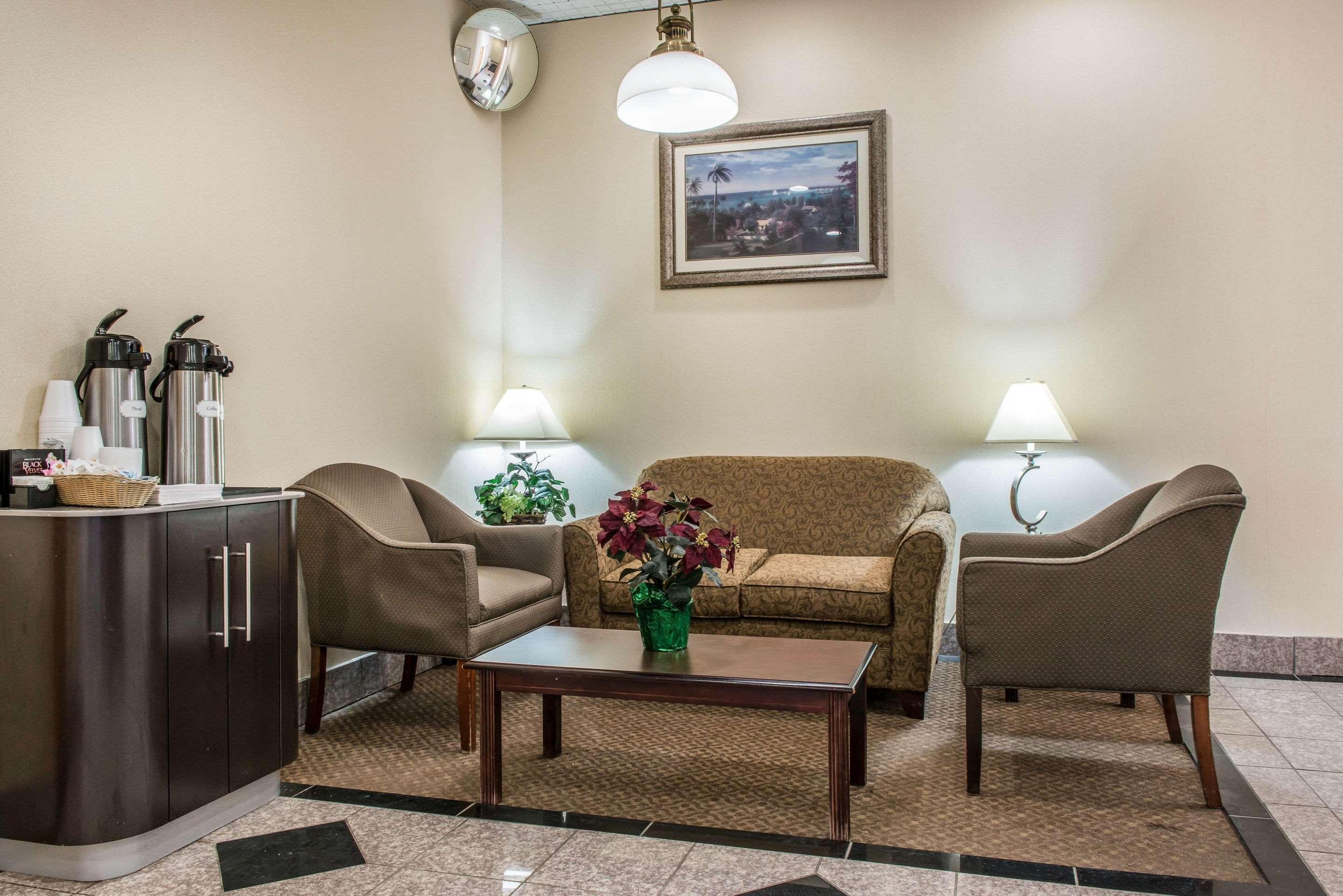 Quality Inn & Suites Fairview  Экстерьер фото