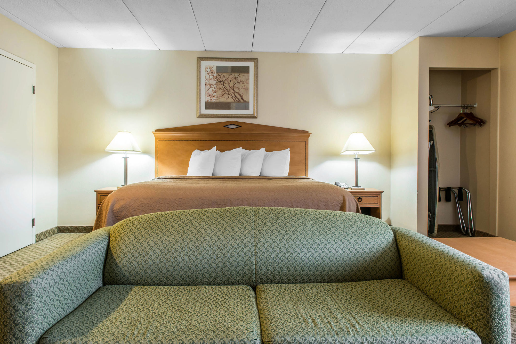 Quality Inn & Suites Fairview  Номер фото