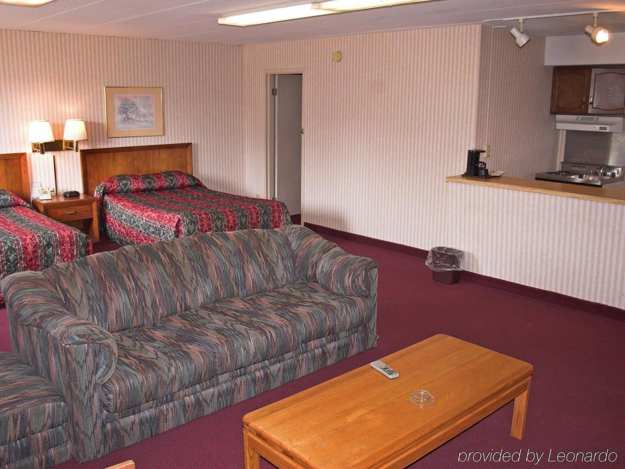 Quality Inn & Suites Fairview  Экстерьер фото